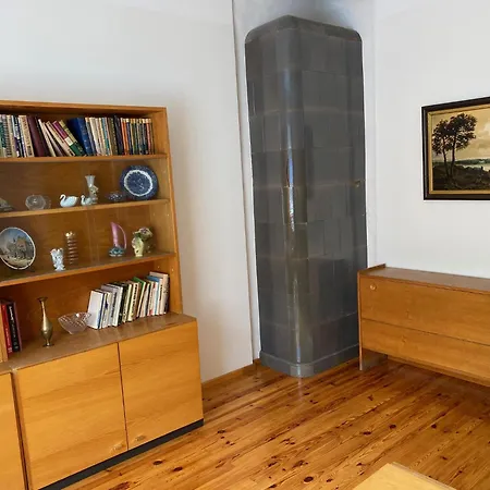 Spacious 2 Bedroom Near