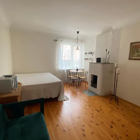 Huoneisto Spacious 2 Bedroom Near *